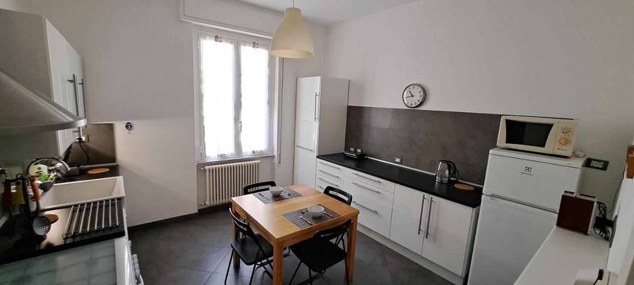 Waterfront Apartment La Spezia Eksteriør billede